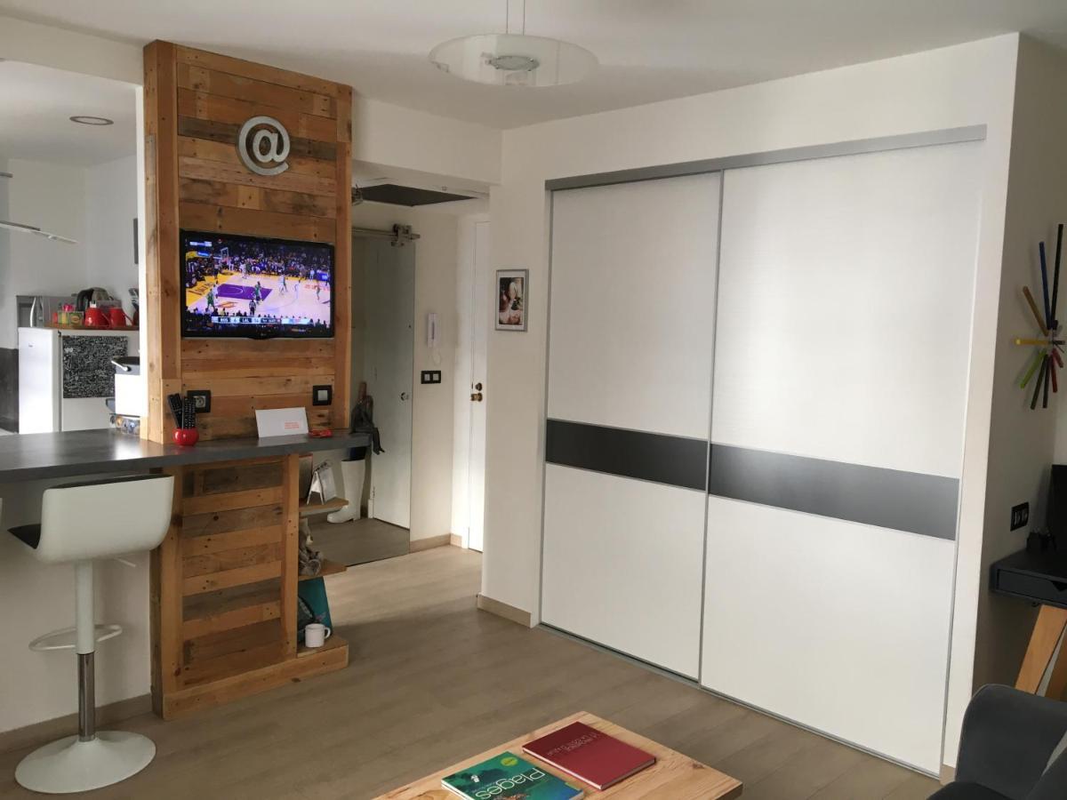 Lovely Studio 戛纳 外观 照片